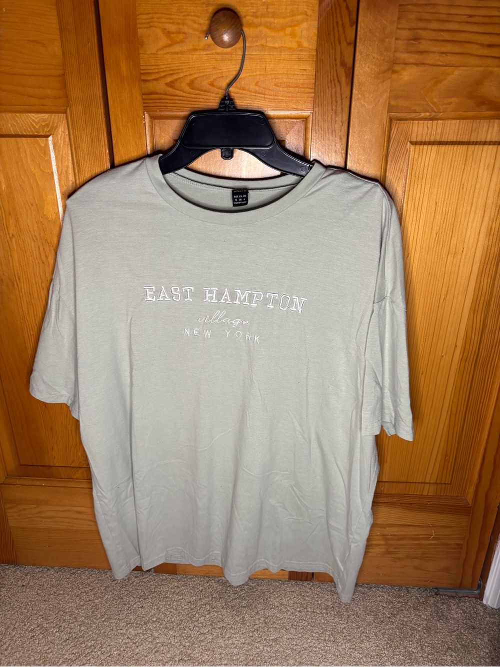 SHEIN Light Sage ‘East Hampton’ Graphic Crewneck Tee